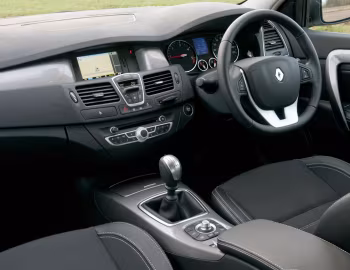 Interior Renault Laguna GT Line [UK-spec] (X91) '2011–12