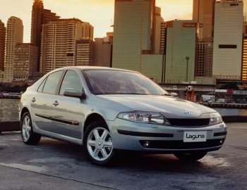 Renault Laguna Hatchback [Australia] '2002–06