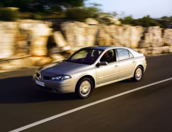 Renault Laguna [Worldwide] '2005–07