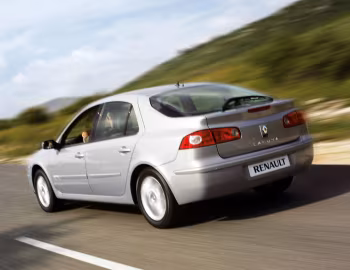 Renault Laguna [Worldwide] '2005–07