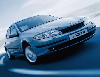 Renault Laguna Hatchback [Worldwide] '2000–05