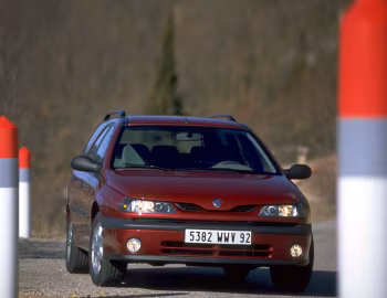 Renault Laguna Nevada [Worldwide] '1998–2000