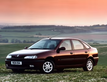 Renault Laguna RXE [UK-spec] '1993–98