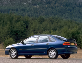 Renault Laguna RXE [Worldwide] '1998–2001