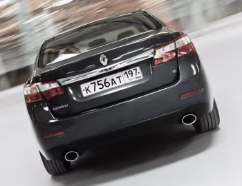 Renault Latitude '2010–13