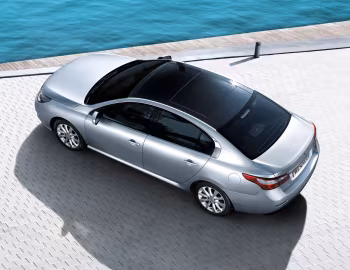Renault Latitude '2010–13