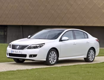 Renault Latitude [EU-spec] '2010–13