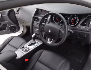 Front Panel Renault Latitude [Australia] '2011–13