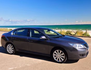 Renault Latitude [Australia] '2011–13