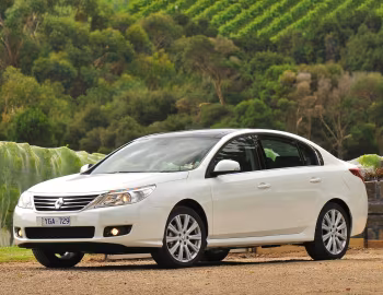 Renault Latitude [Australia] '2011–13