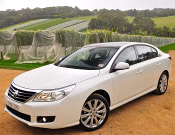Renault Latitude [Australia] '2011–13