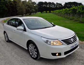 Renault Latitude [Australia] '2011–13
