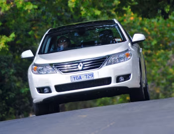 Renault Latitude [Australia] '2011–13