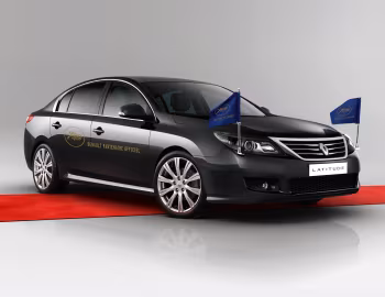 Renault Latitude "Festival de Cannes" Official Car '2011