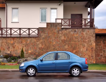 Renault Logan '2009–15