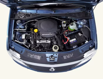 Sous la capuche Renault Logan '2009–15