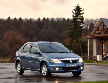 Renault Logan '2009–15