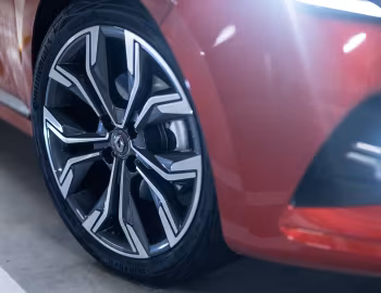 Renault Lutecia Intens [Japan] '11.2020–25
