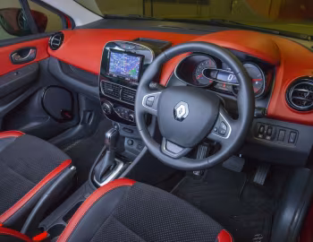 Торпедо Renault Lutecia [Japan] '2017–20