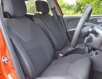 Interior Renault Lutecia Zen 0.9L [Japan] '01.2015–02.2017