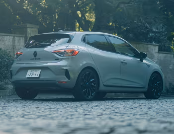 Renault Lutecia E-Tech full hybrid esprit Alpine [Japan] '2025–pr.