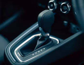 Interior Renault Lutecia E-TECH [Japan] '06.2022–25