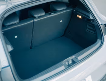 Boot Renault Lutecia E-Tech full hybrid esprit Alpine [Japan] '2025–pr.