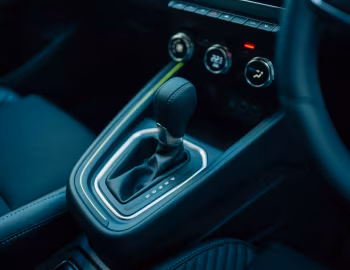 Interior Renault Lutecia E-Tech full hybrid esprit Alpine [Japan] '2025–pr.