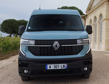 Renault Master E-TECH L2H2 Van [Worldwide] '2024–pr.
