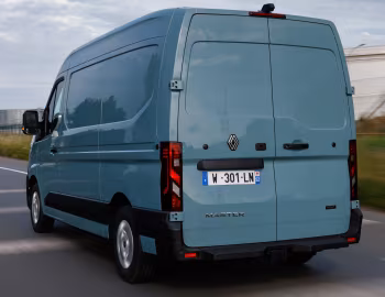 Renault Master E-TECH L2H2 Van [Worldwide] '2024–pr.