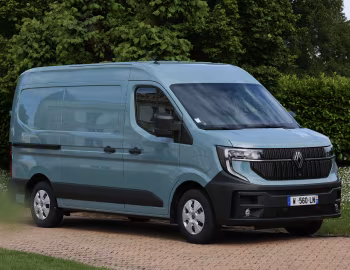 Renault Master E-TECH L2H2 Van [Worldwide] '2024–pr.