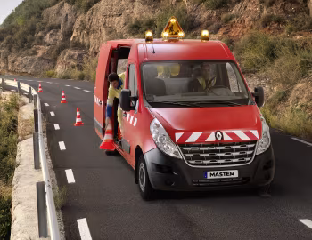 Renault Master L2H2 Van '2010–14