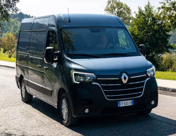 Renault Master L2H2 Van [Worldwide] '2019–24