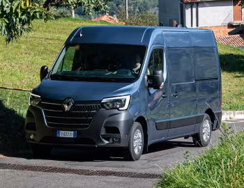 Renault Master L2H2 Van [Worldwide] '2019–24