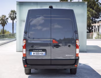 Renault Master L2H2 Van [Worldwide] '2019–24