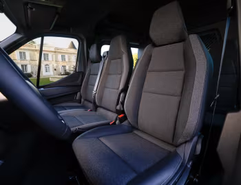 Interior Renault Master L3H2 Crew Cab [Worldwide] '2024–pr.