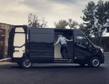 Renault Master L3H2 Van [Worldwide] '2019–24