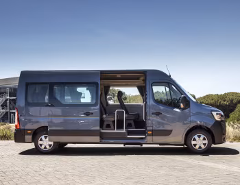 Renault Master Minibus [Worldwide] '2019–24