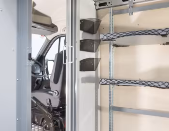 Интерьер Renault Master Parcel Van [UK-spec] '2018–19