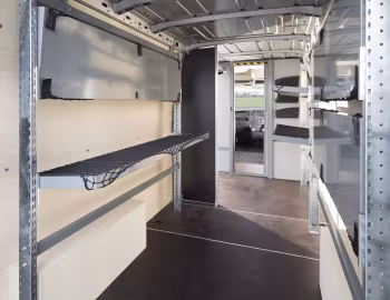 Интерьер Renault Master Parcel Van [UK-spec] '2018–19
