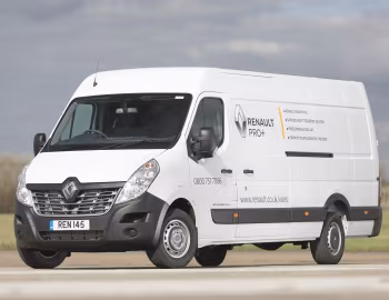 Renault Master Pharma Van [UK-spec] '2018–19