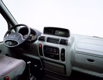 Інтер'єр Renault Master Van L2H2 '1997–2003