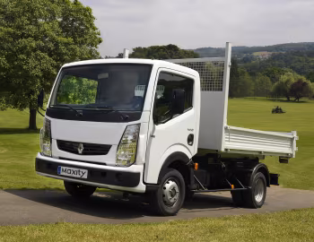 Renault Maxity '2008–13
