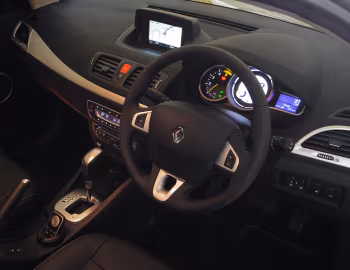 Front Panel Renault Mégane [Australia] '2010–12
