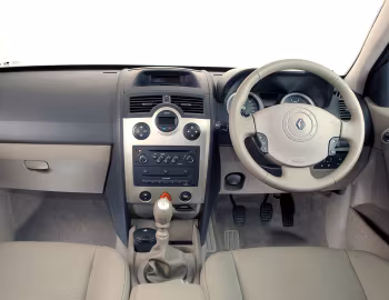 Front Panel Renault Mégane Classic [South Africa] '2003–06