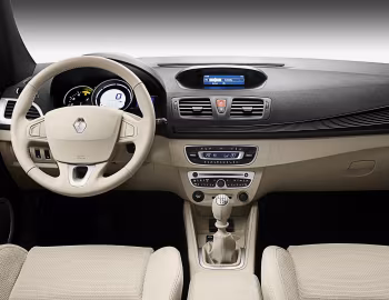 Front Panel Renault Mégane Coupé-Cabriolet [Worldwide] '2010–14