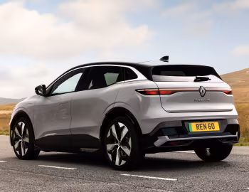 Renault Mégane E-TECH Electric techno [UK-spec] '2022–26