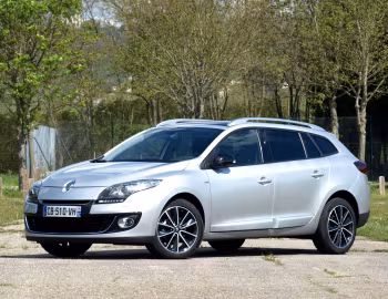 Renault Mégane Estate "Bose" [Worldwide] '2012