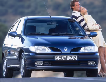 Renault Mégane Hatchback [Worldwide] '1995–99