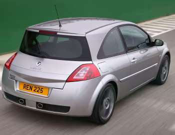 Renault Megane RS "Trophy 225" [UK-spec] '04–06.2005